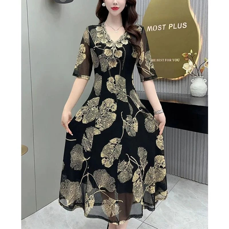 Rochie la modă cu gât în V Floral V-Neck Rochie pentru femei 2023 Vara New Elegant Anti-îmbătrânire burta ascunde slăbire Lungime medie A-Line fusta