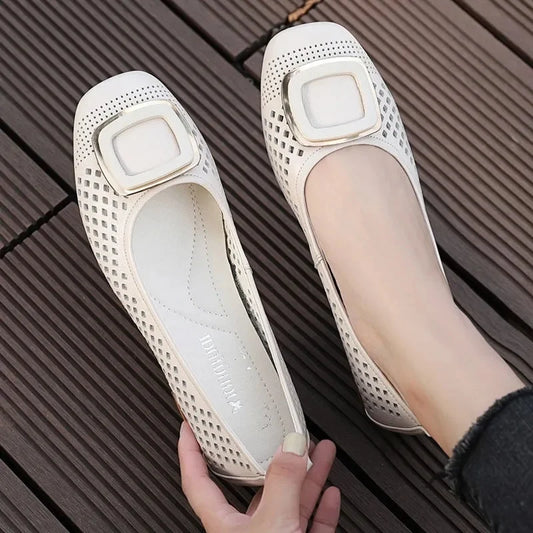 Primăvară și vară Pantaloni moi de primăvară și de vară Loafers Loafers Large Buckle Hole Casual Low-Cut Gommino Middleweight Mama Pantofi pentru femei